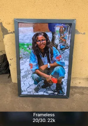 Frame and Souvenirs