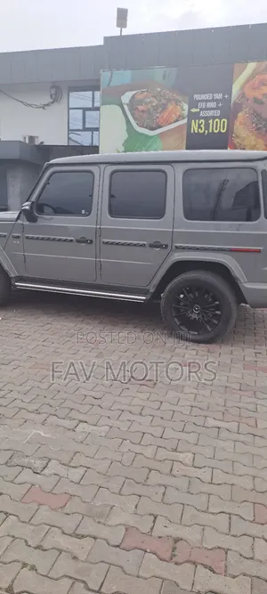 Mercedes-Benz G-Class G 550 4MATIC 2022 Gray