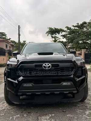 Toyota Tacoma 2025 Black