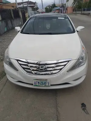 Hyundai Sonata 2012 White
