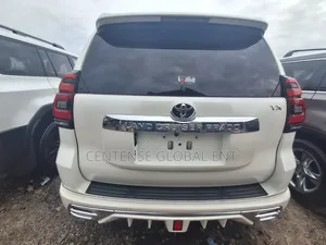 Toyota Land Cruiser Prado 2023 White