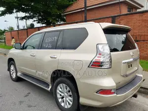 Lexus GX 460 Luxury 2015 Gold