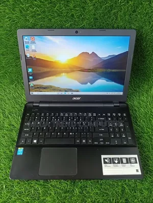 Laptop Acer Aspire E5-771 8GB Intel Core i5 HDD 500GB