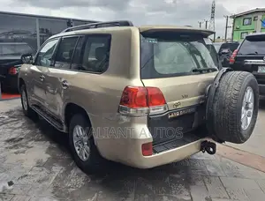 Toyota Land Cruiser 2008 Gold
