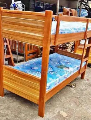 Maogani Wooden Bunck