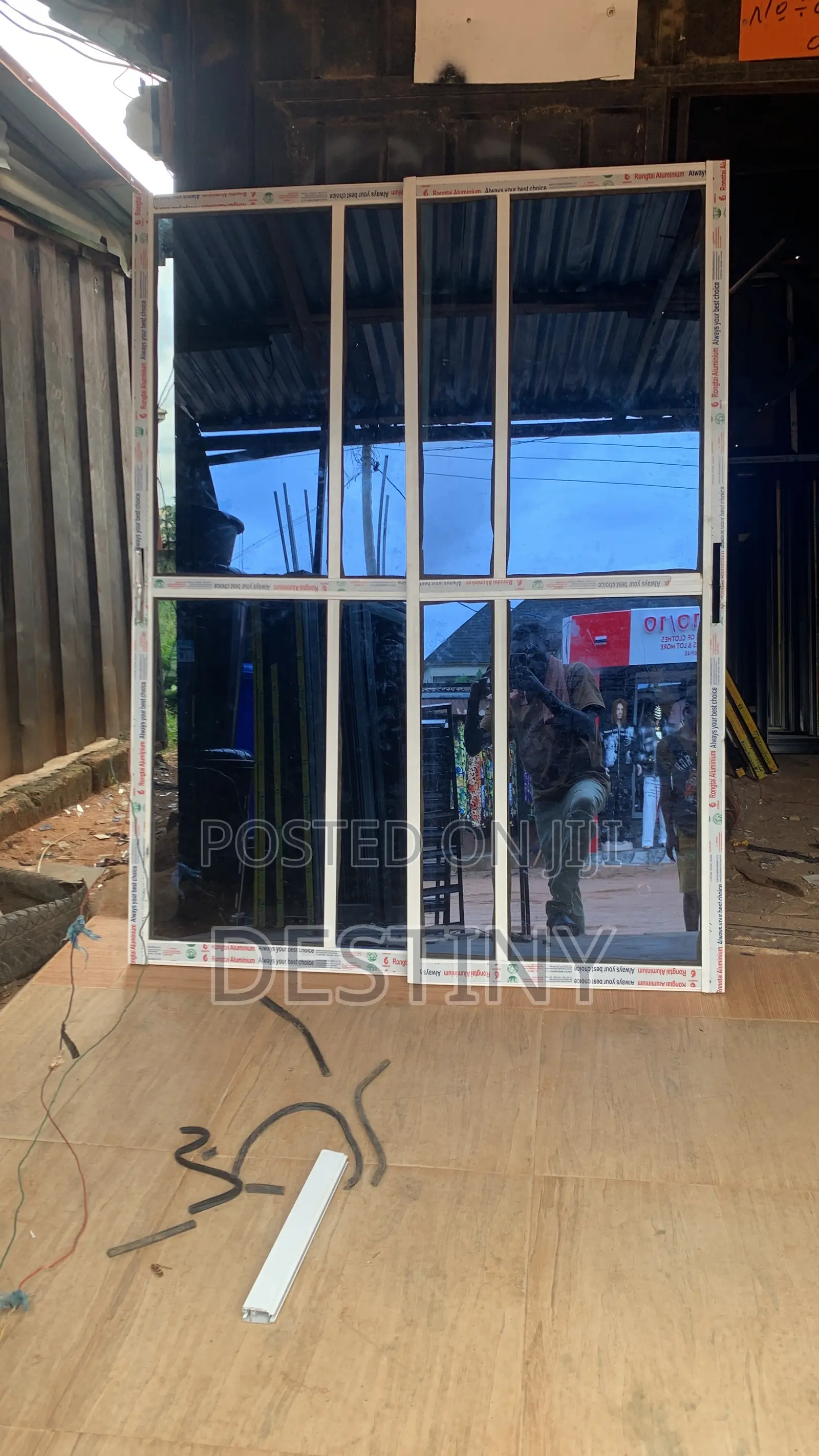 Sliding Door