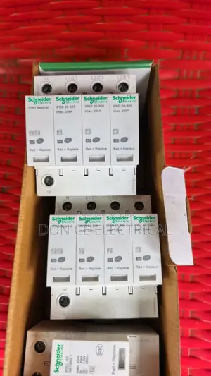 4pole Schneider Surge Protector
