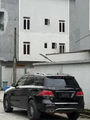 Mercedes-Benz M Class 2012 Black