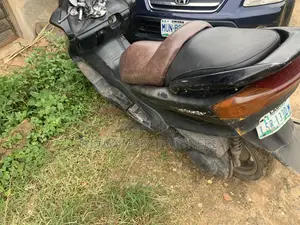 Yamaha Majesty 2006 Black