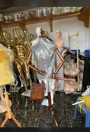 Half Body Male Mannequin With Wooden Hand