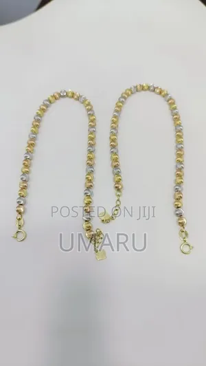 ITALY 750 18karat Pure Gold Hand Chain