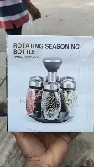 6-Piece Rotating Seasoning Bottle Set 5% OFF