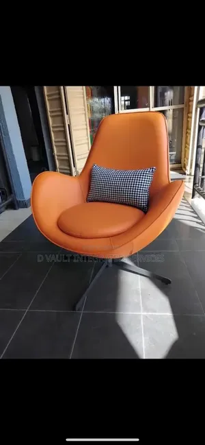 Swivel Chair / Executive Swivel Chair.