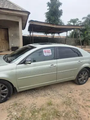 Toyota Avalon XLS Sedan FWD (3.5L 6cyl 6A) 2008 Green
