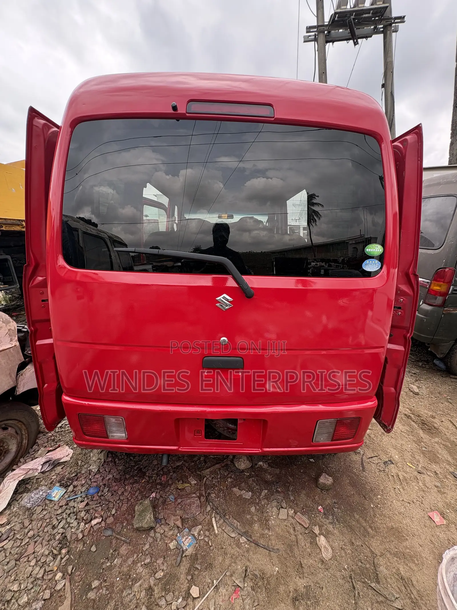 Suzuki Every 2012 Red