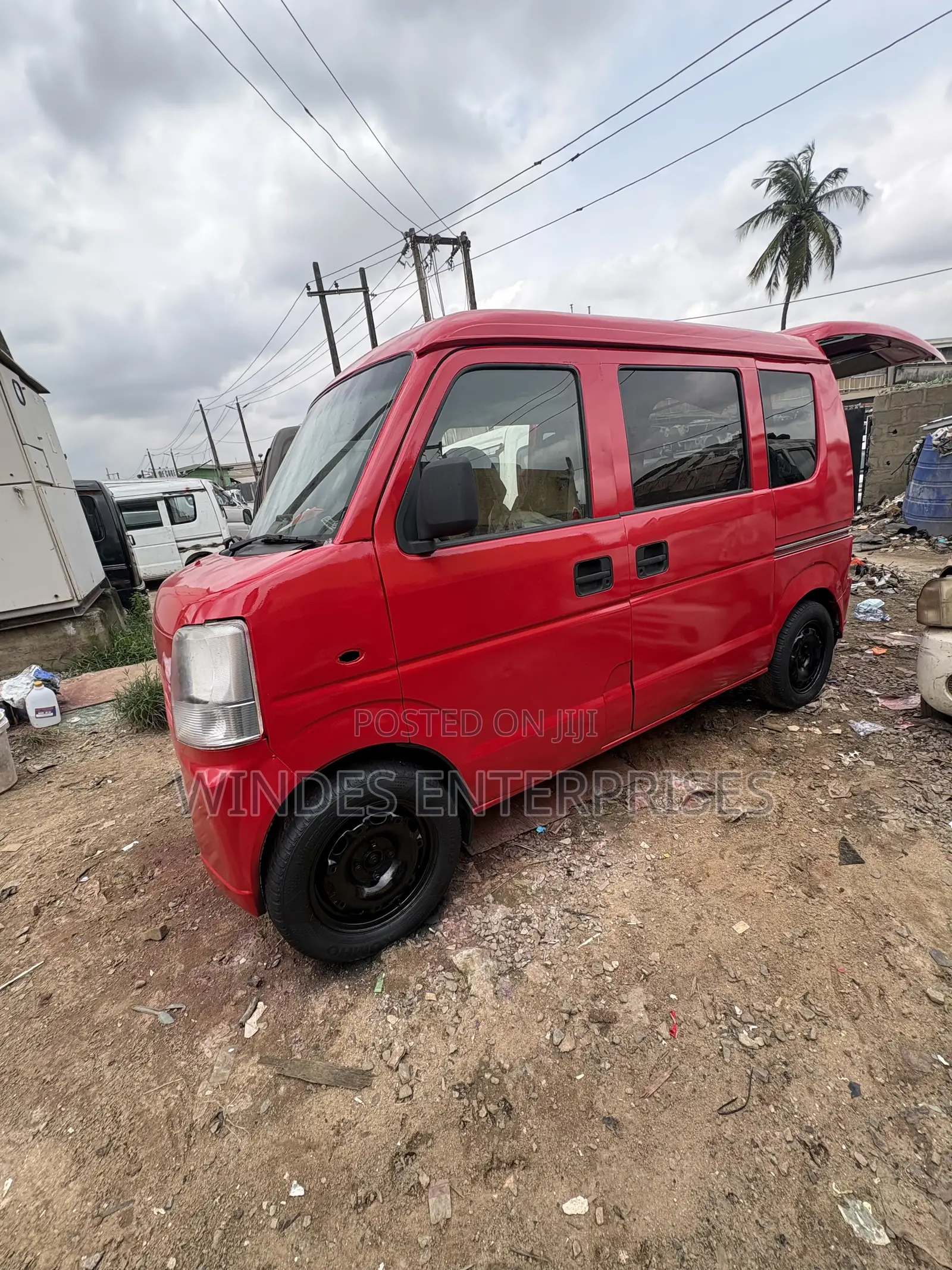 Suzuki Every 2012 Red