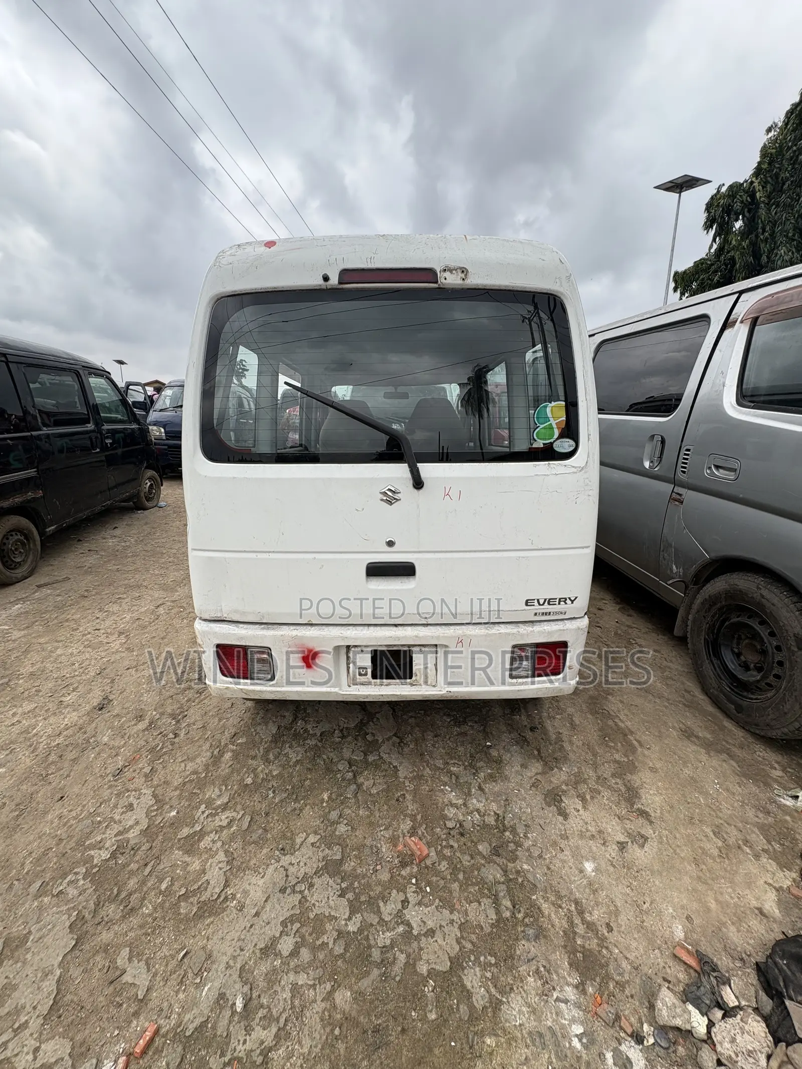 Suzuki Every 2012 White