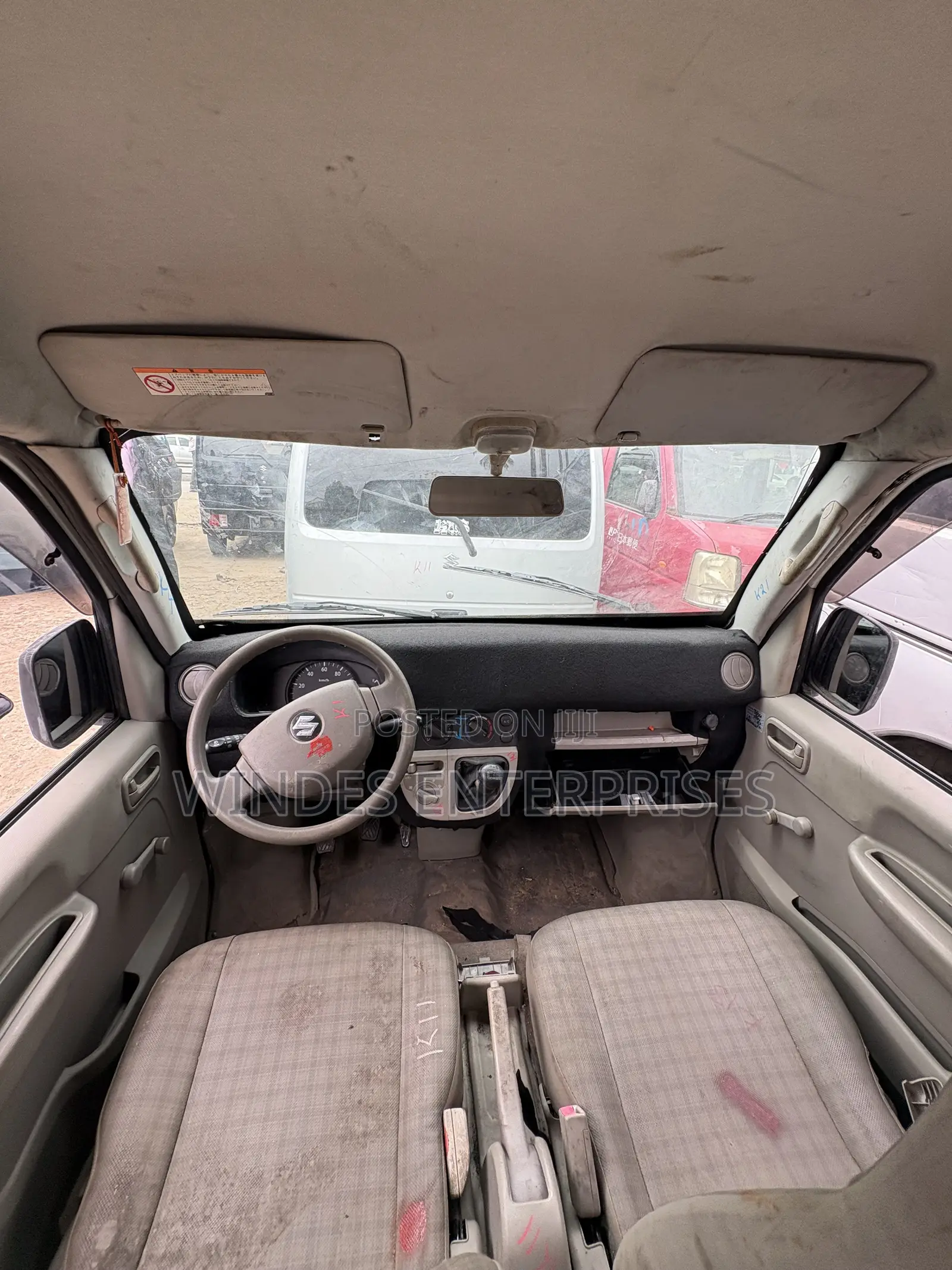 Suzuki Every 2012 White