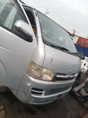 Toyota HiAce 2012 White
