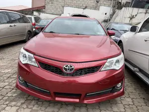 Toyota Camry 2012 Red
