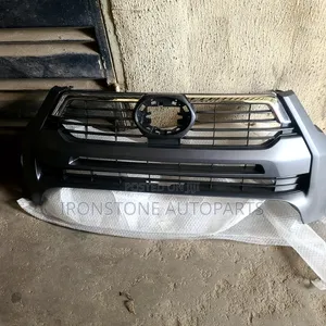 Front Grille - Toyota Hilux