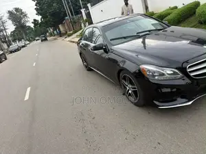 Mercedes-Benz E350 Base 4Matic Sedan AWD (3.5L 6cyl 7A) 2014 Black