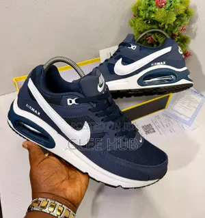 NIKE Air Max