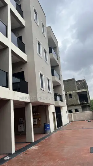 2bdrm Apartment in Yaba Inside An for sale
