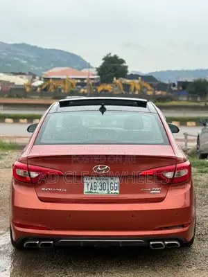 Hyundai Sonata Limited 2.0T 4dr Sedan (2.0L 4cyl Turbo 6A) 2015