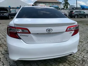 Toyota Camry 2012 White