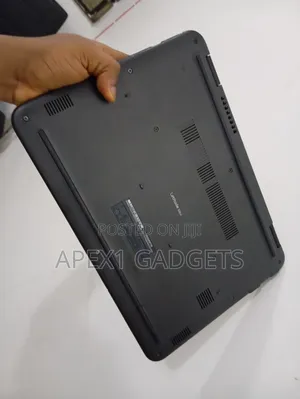 Laptop Dell Latitude 3300 8GB Intel Core i5 SSD 256GB