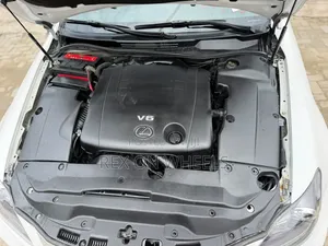 Lexus IS 2013 White