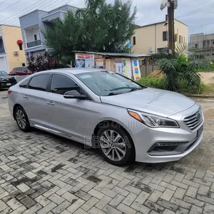 Hyundai Sonata Sport Sedan FWD (2.4L 4cyl 6A) 2017 Silver