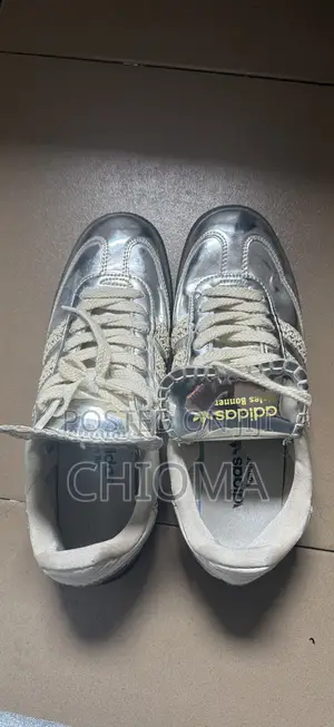 Used New Shoes Comfortable for Any Occasion