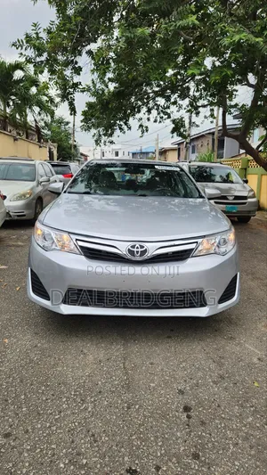 Toyota Camry 2013 Silver