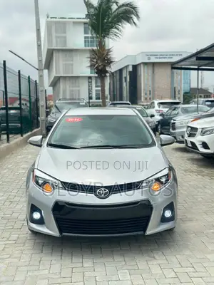Toyota Corolla S Plus 4dr Sedan (1.8L 4cyl 6M) 2015 Silver