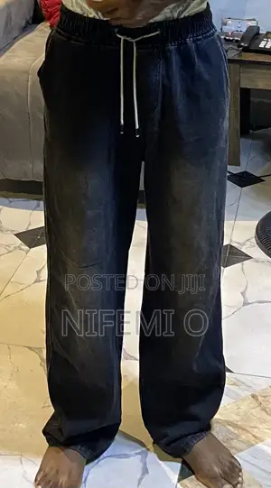 Premium Black Baggy Jeans