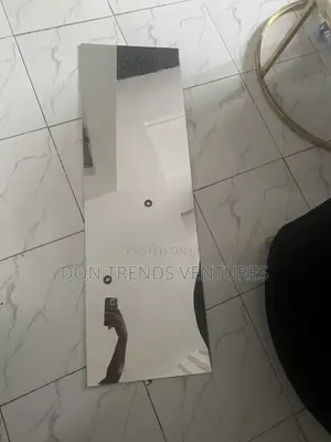 Transparent Unbreakable Mirror Board