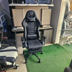 Gaming/Streaming Chair(Furgle)