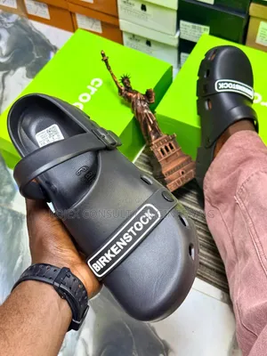 *Birkenstock Slides!!* : *40 - 45* *
