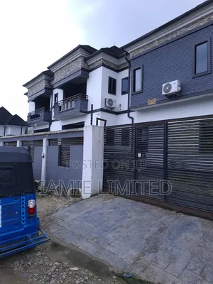 2bdrm Block of Flats in Army Estate, Warri for rent