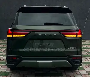 Lexus LX 600 2022 Green