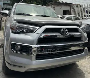 Toyota 4-Runner Limited 4dr SUV (4.0L 6cyl 5A) 2015 Silver