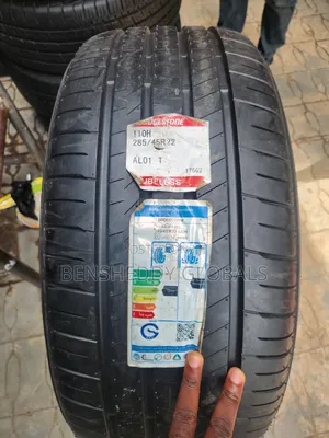285/45r22 Bridgestone Japan