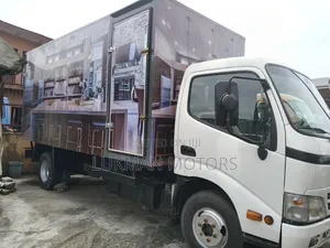 Toyota Dyna Truck
