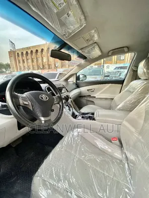 Toyota Venza 2012 White
