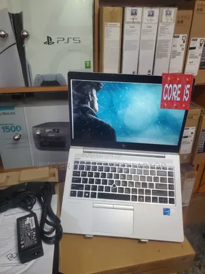 New Laptop HP EliteBook 820 G4 12GB Intel Core 5 SSD 1T