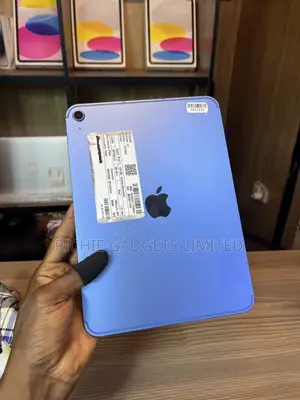 Apple iPad (2025) 128 GB Blue