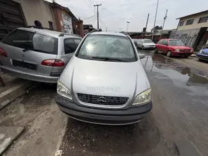 Opel Antara 2001 Silver