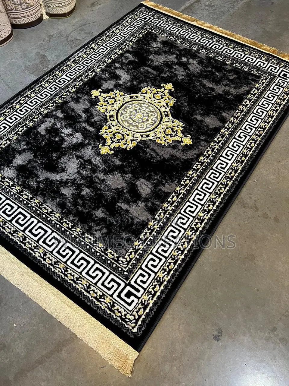 Center Rugs
